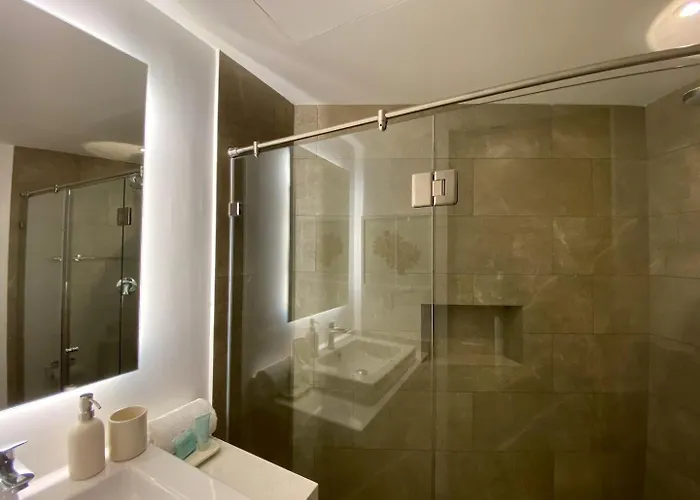 Сasa de vacaciones Ocean Front! Amazing Rooftop Pool, Walk To Fifth! Playa del Carmen