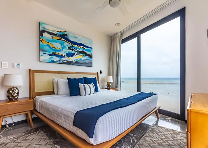 Сasa de vacaciones Ocean Front! Amazing Rooftop Pool, Walk To Fifth! Playa del Carmen
